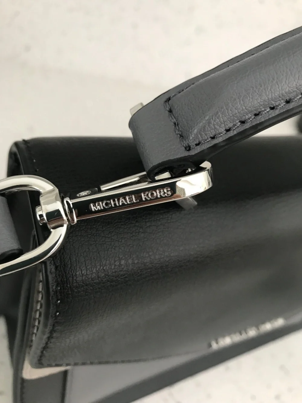MICHAEL KORKS LUDLOW purse